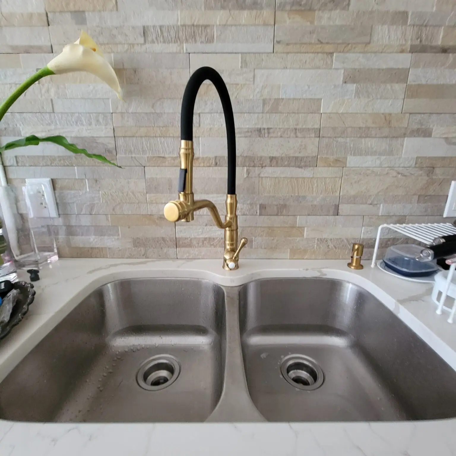 Kitchen faucet installation
